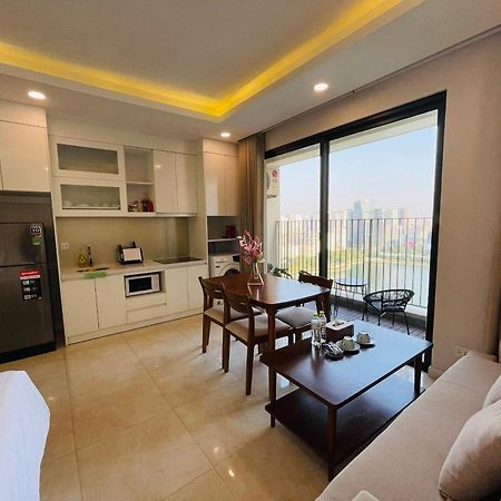 Gavi Home - Luxury Apartment D'Capitale Tran Duy Hung Ha Noi Hanoi Room photo